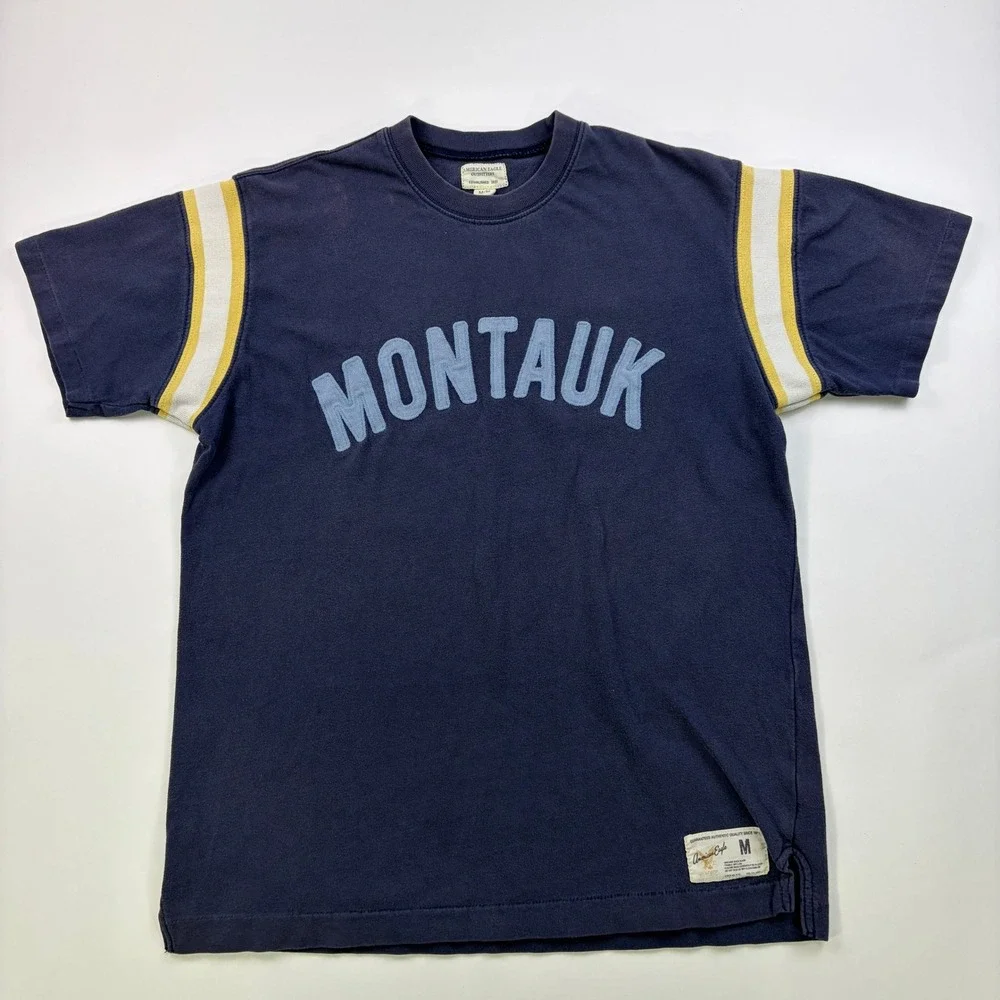 Y2K American Eagle Montauk Graphic T-Shirt Mens Medium Navy Blue Striped Sleeve